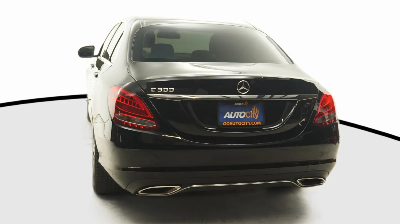 Mercedes-Benz C-Class photo 13