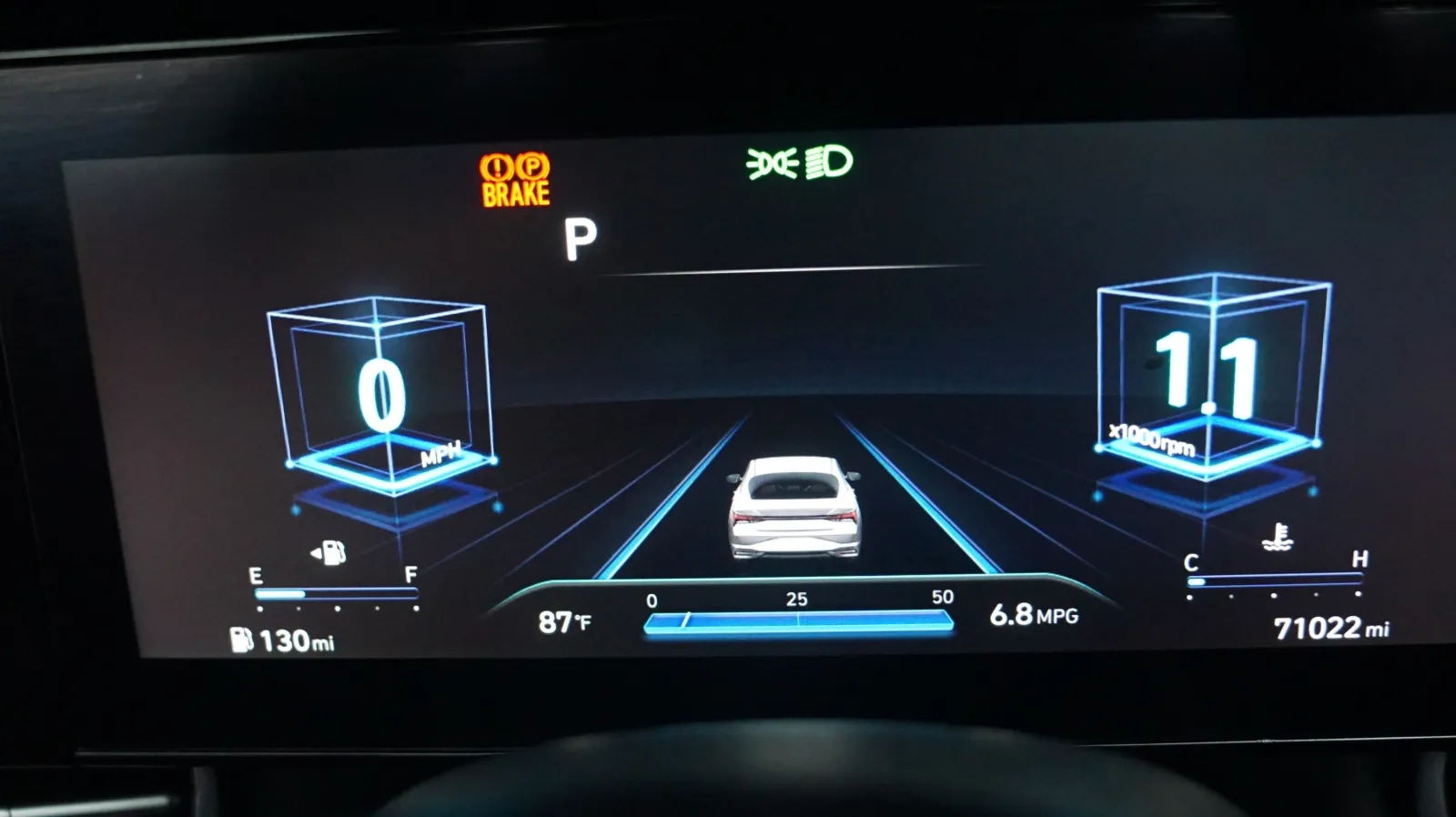 Hyundai Elantra photo 19
