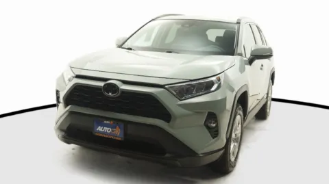 Gray 2019 Toyota RAV4 XLE for sale in El Cajon, CA