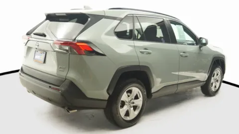 More photos of 2019 Toyota RAV4 XLE at Auto City, CA