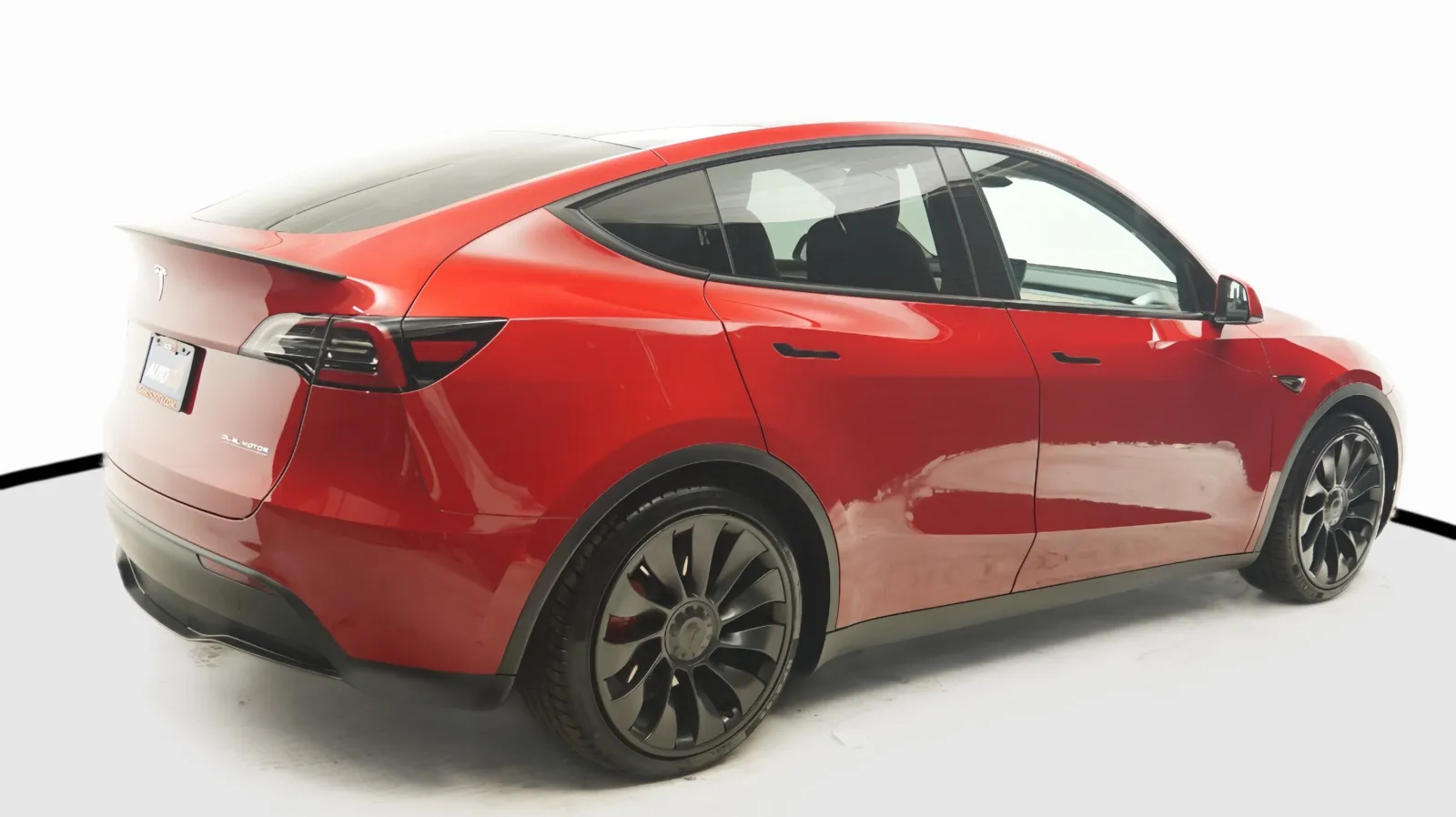 More photos of 2023 Tesla Model Y Performance at Auto City, CA