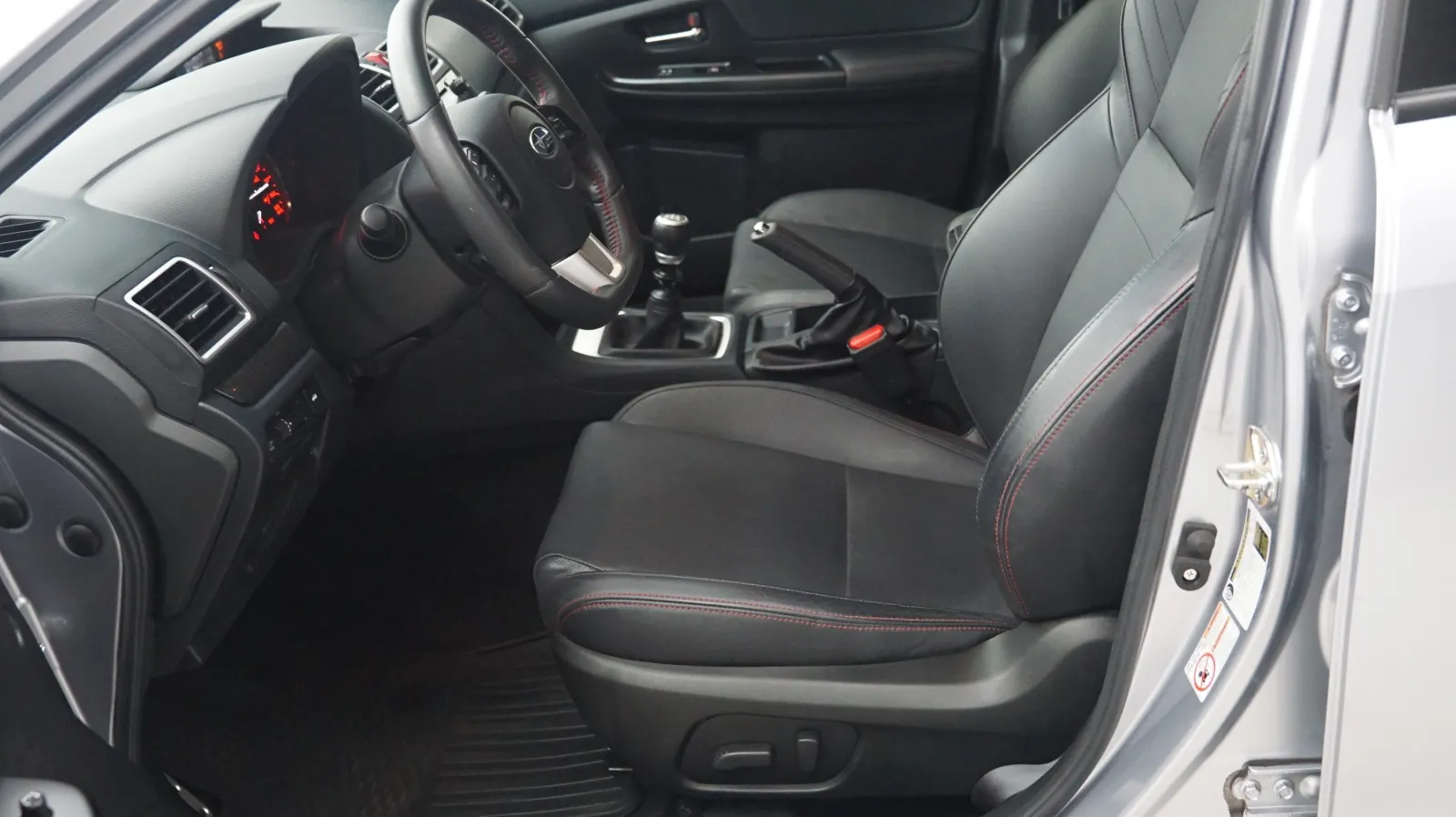 More photos of 2017 Subaru WRX Limited at Auto City, CA