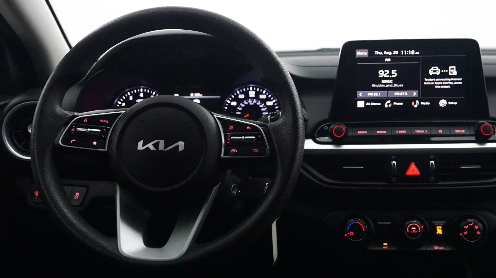 More photos of 2023 Kia Forte LXS at Auto City, CA