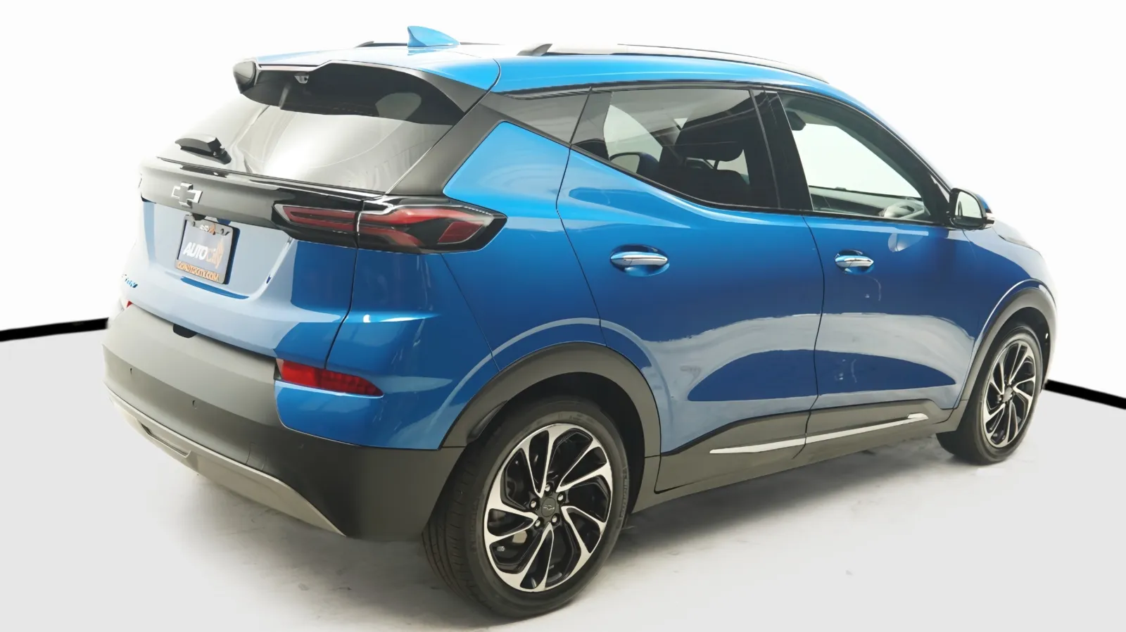More photos of 2022 Chevrolet Bolt EUV Premier at Auto City, CA