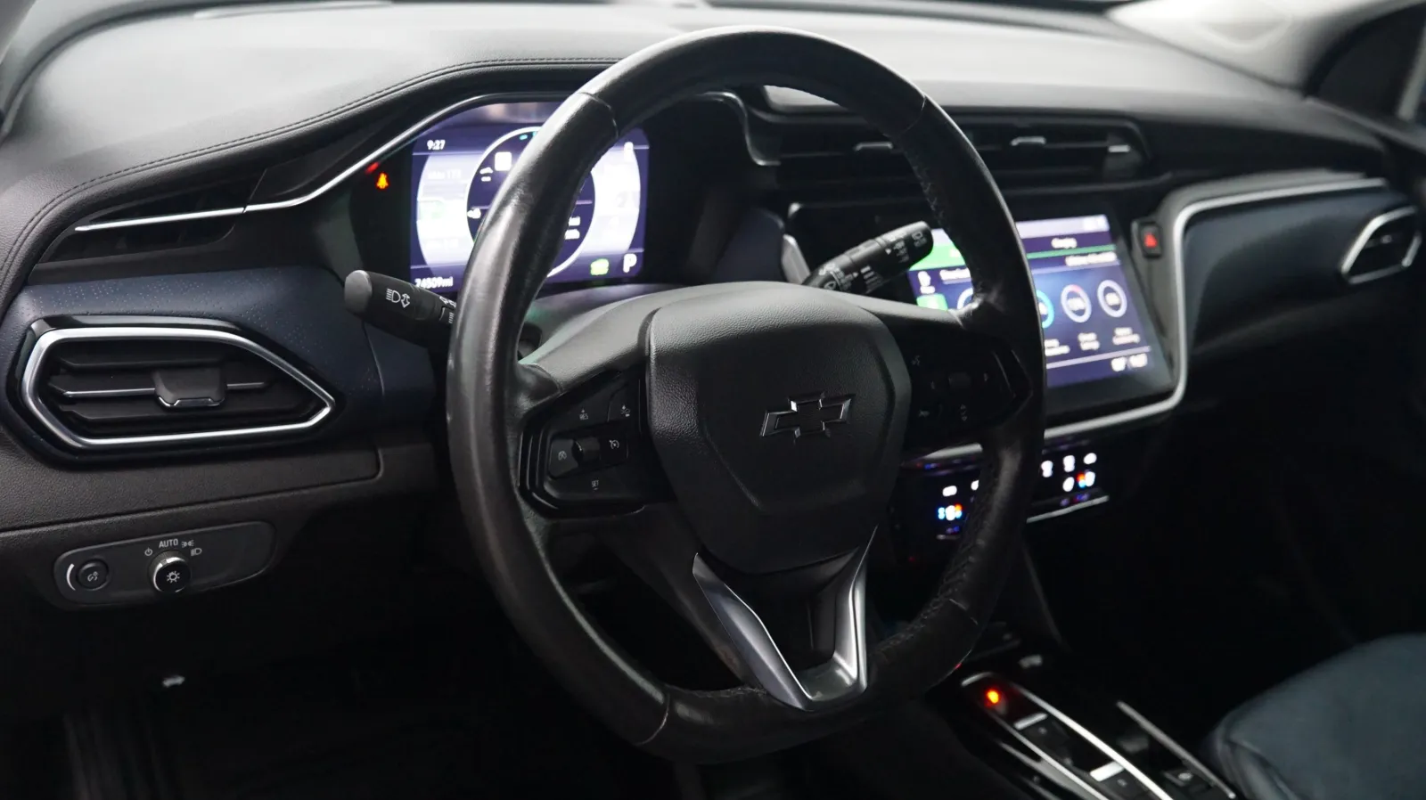 Chevrolet Bolt EUV photo 17