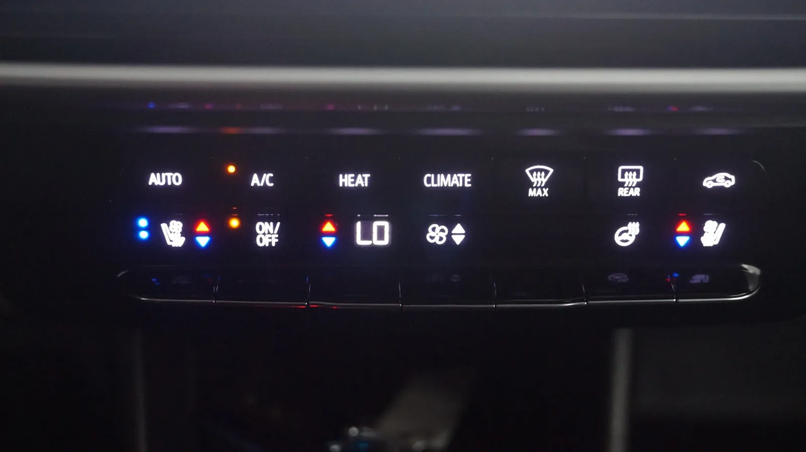 Chevrolet Bolt EUV photo 23