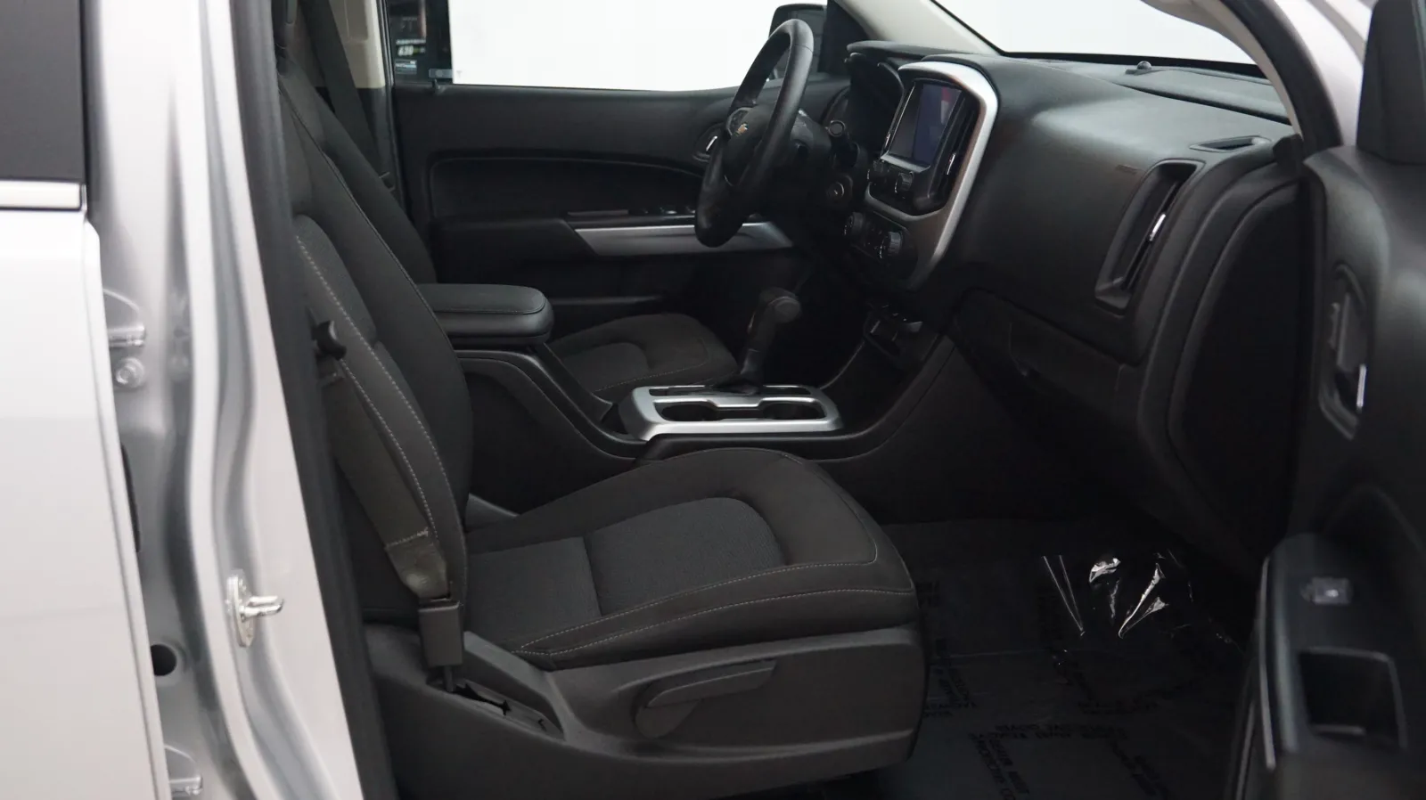Chevrolet Colorado photo 6