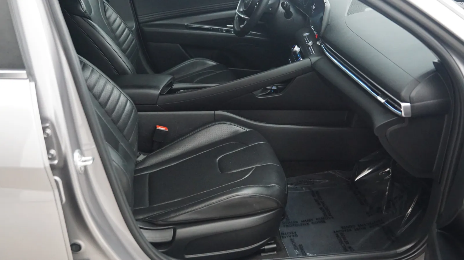 Hyundai Elantra photo 6