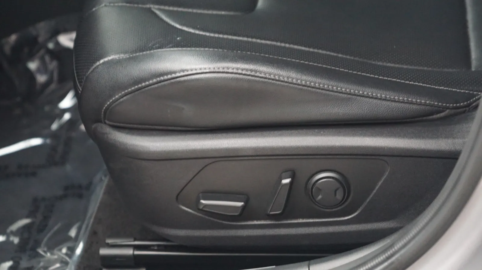 Hyundai Elantra photo 15