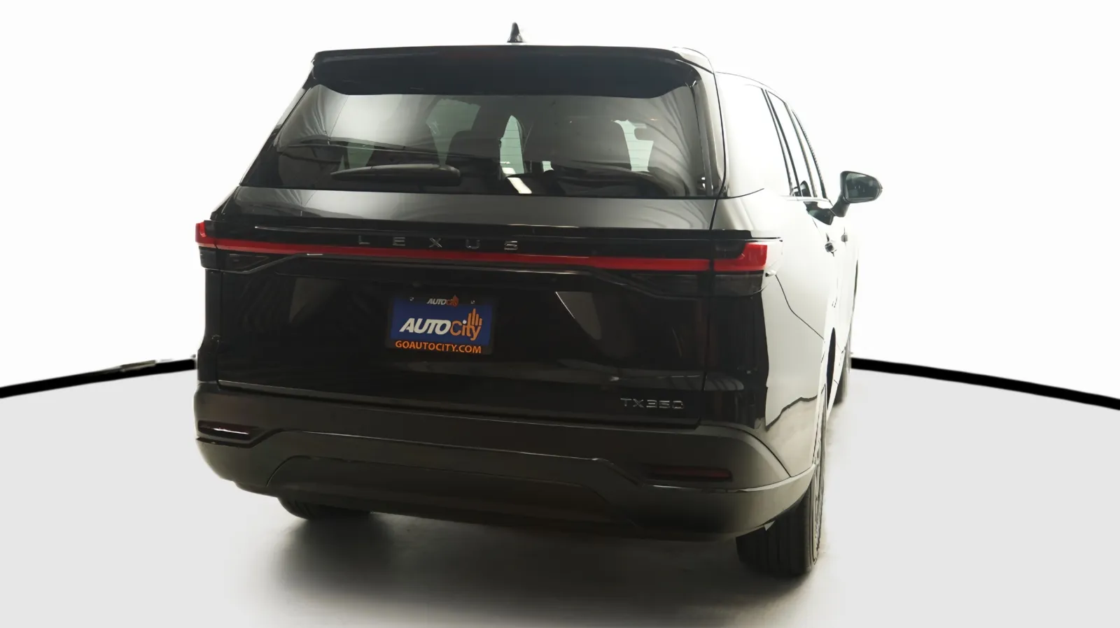 Lexus TX photo 8