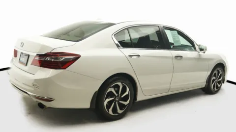 More photos of 2016 Honda Accord EX at Auto City, CA