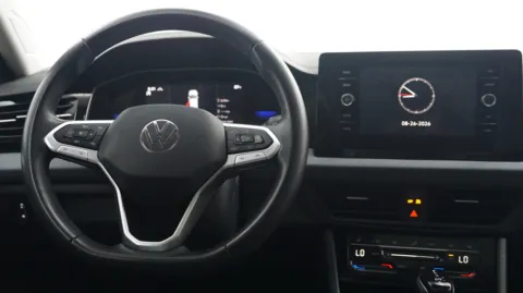 More photos of 2025 Volkswagen Jetta SE at Auto City, CA