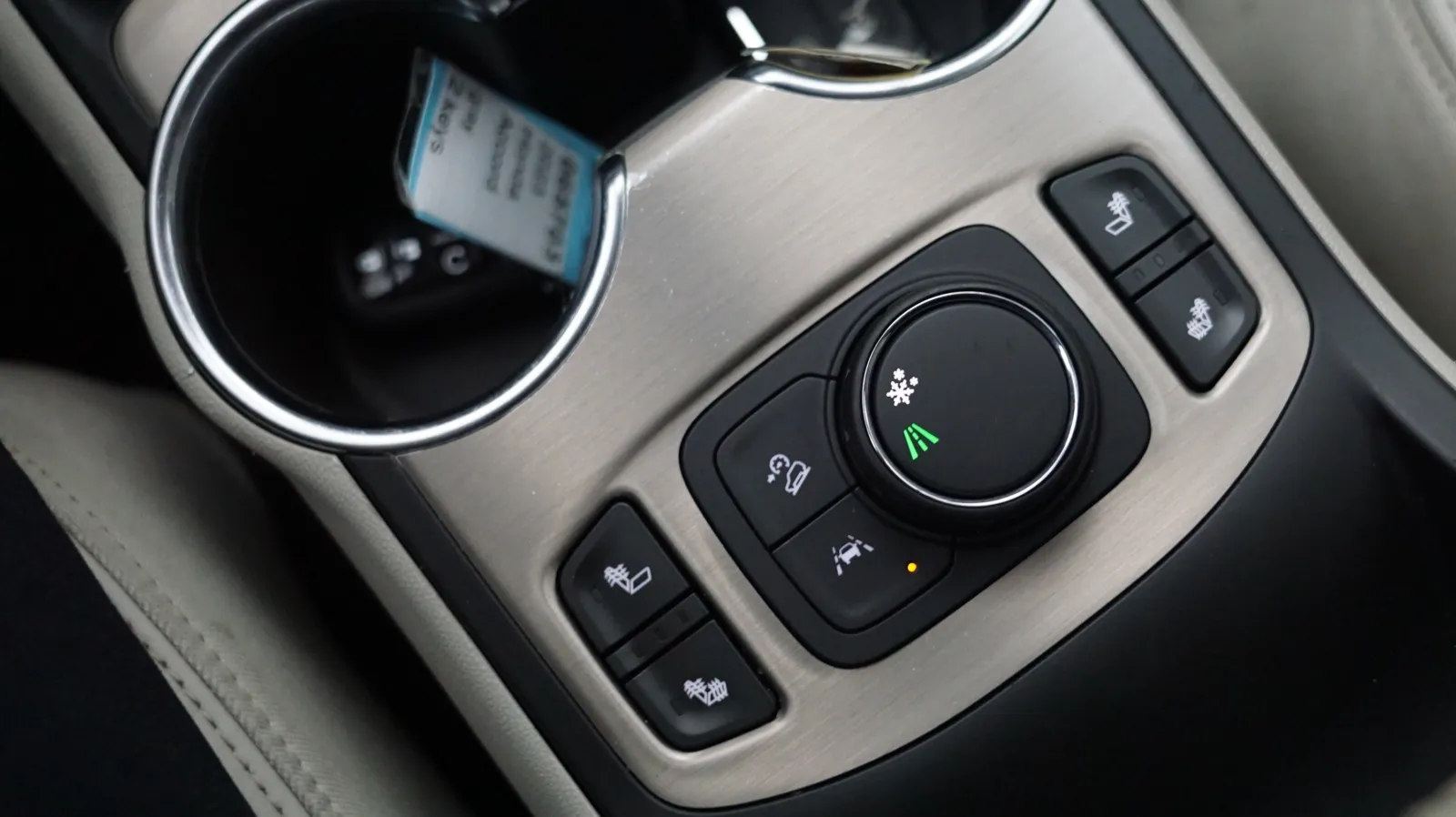 GMC Terrain photo 24