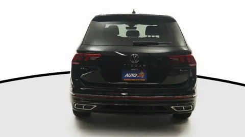 More photos of 2023 Volkswagen Tiguan SEL R-Line at Auto City, CA