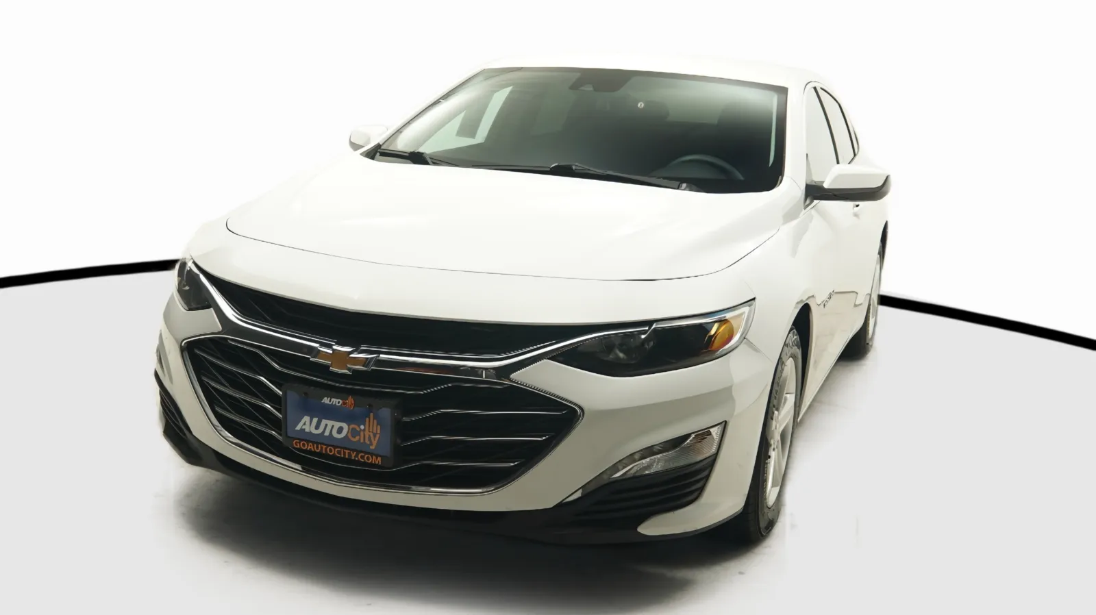White 2024 Chevrolet Malibu LT for sale in El Cajon, CA