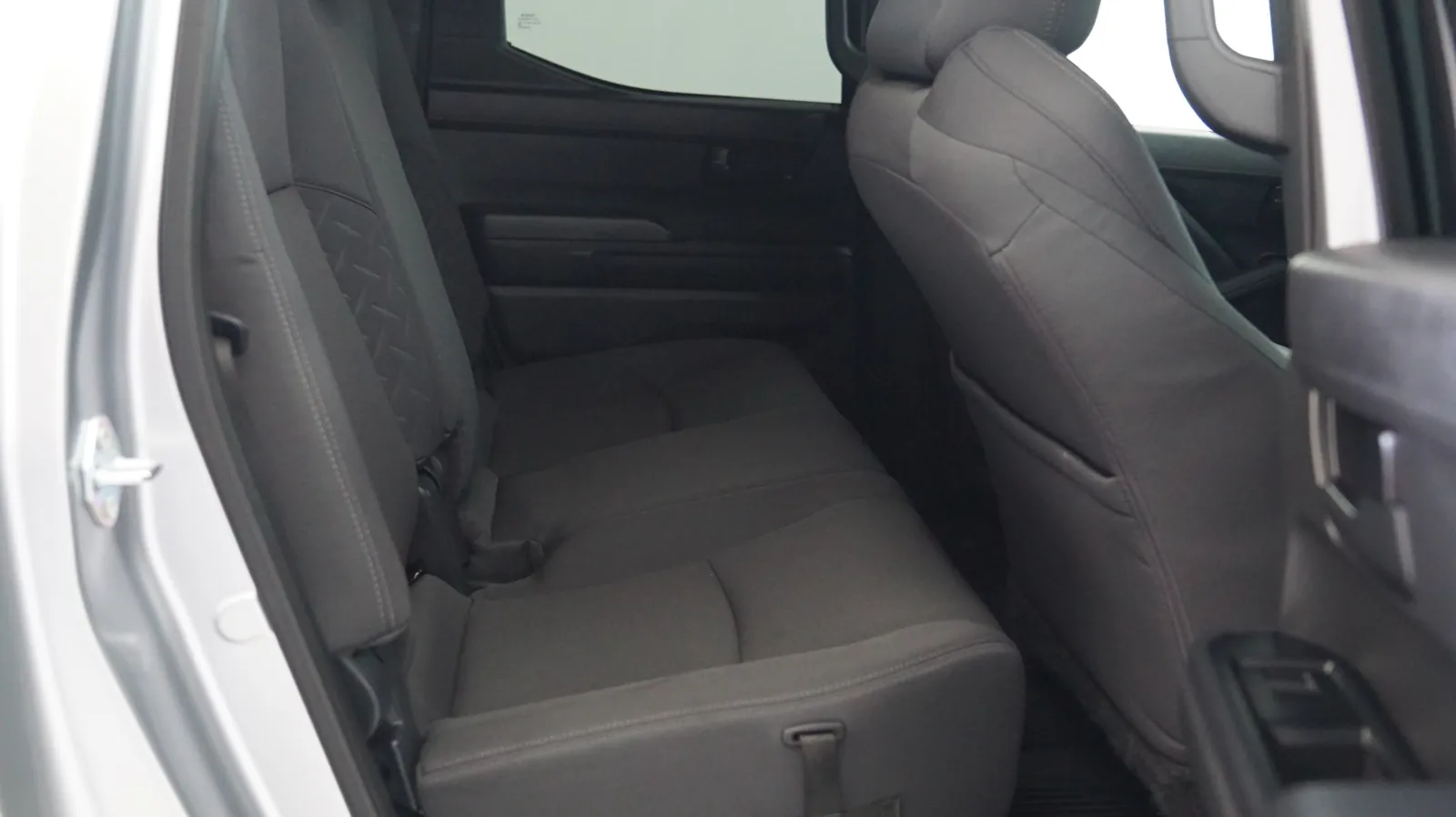 Toyota Tacoma photo 11
