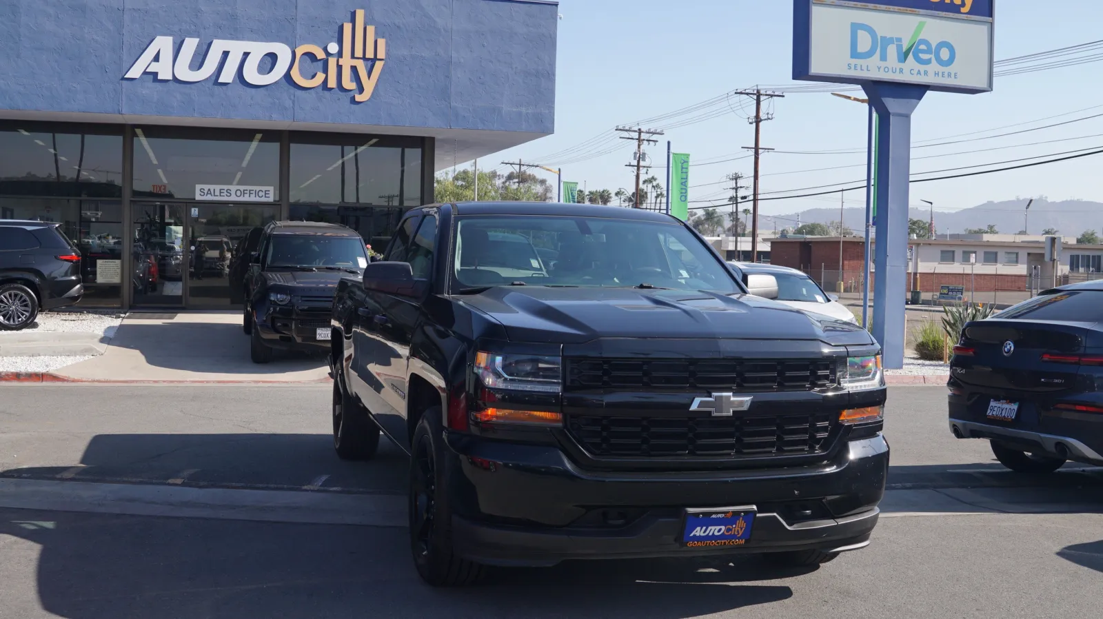 More photos of 2017 Chevrolet Silverado 1500 Custom at Auto City, CA