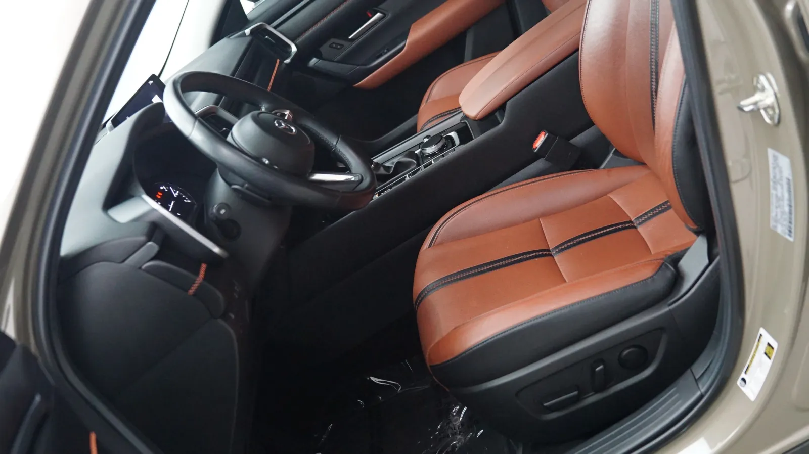 Mazda CX-50 photo 7