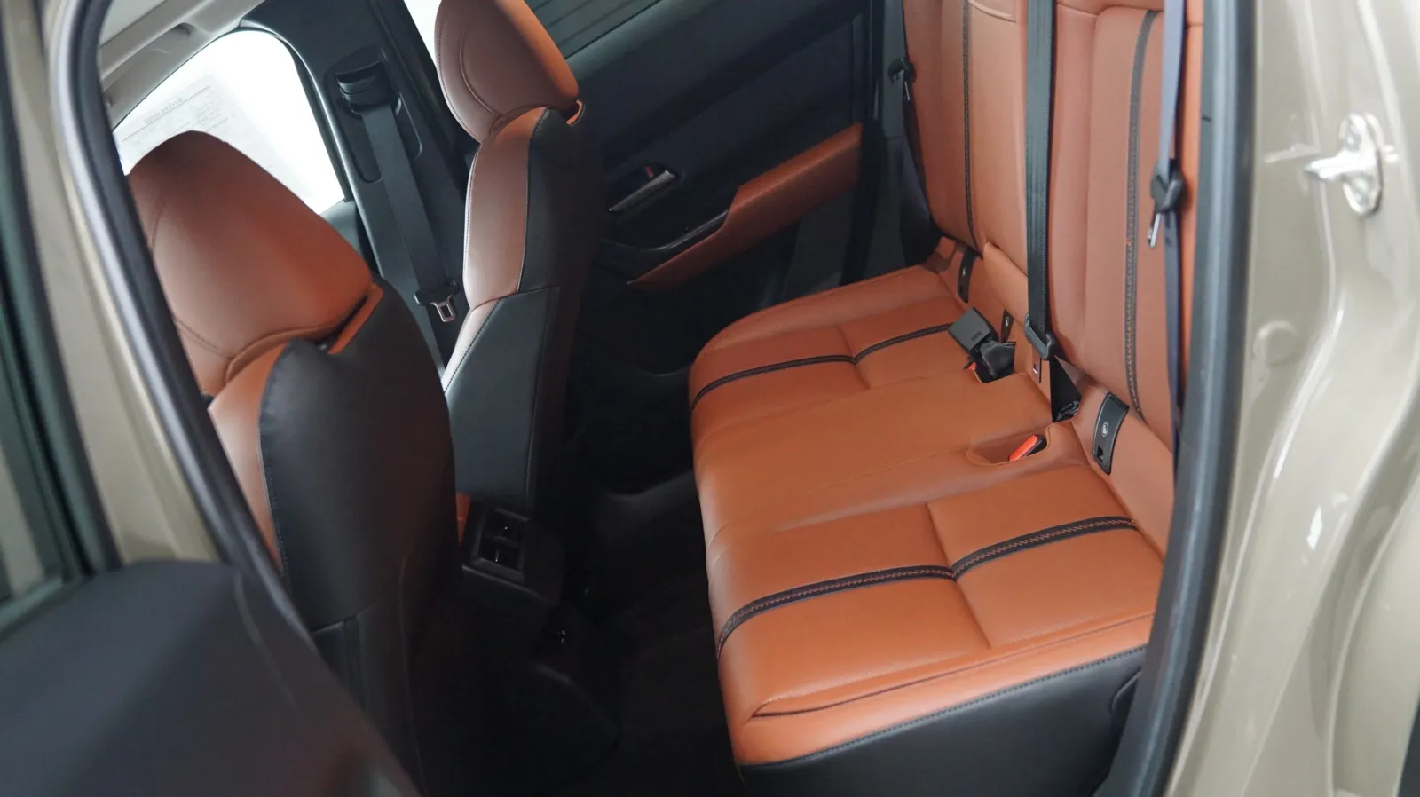 Mazda CX-50 photo 12