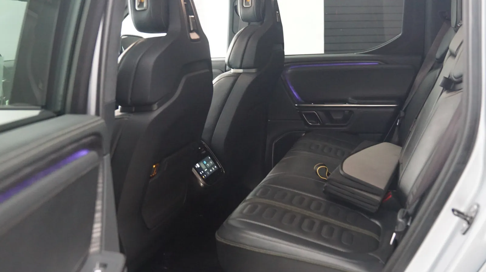 Rivian R1T photo 12