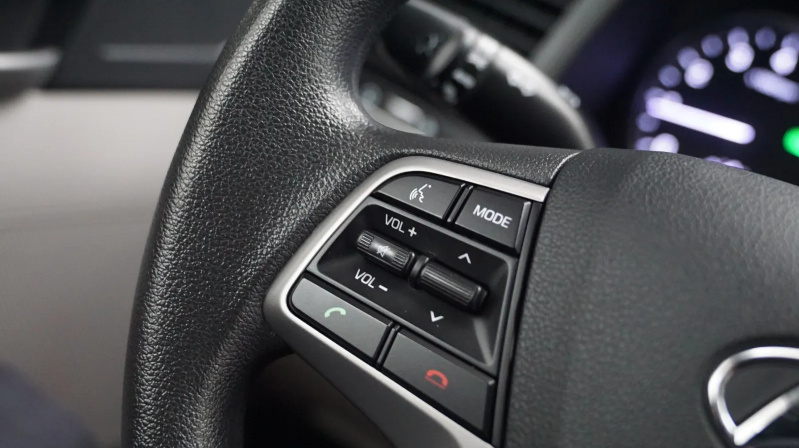 Hyundai Elantra photo 15