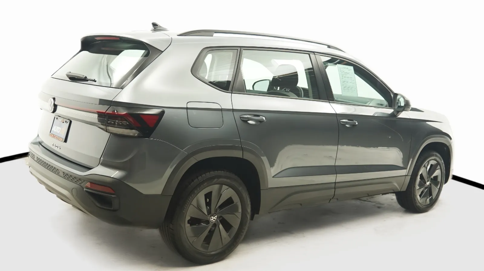 More photos of 2025 Volkswagen Taos S at Auto City, CA