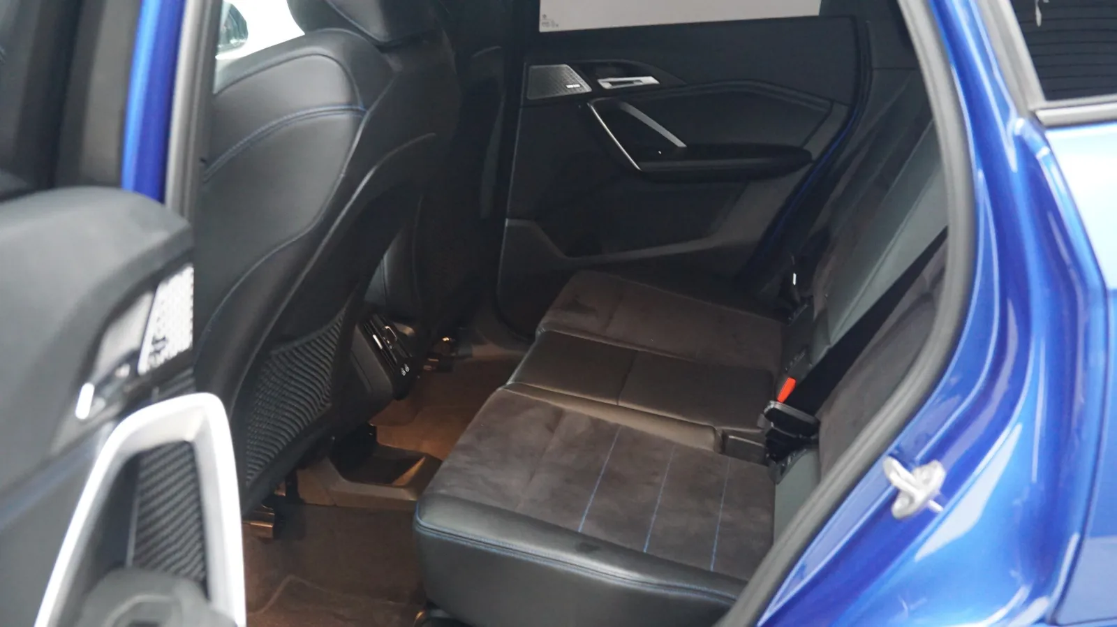 BMW X1 photo 12