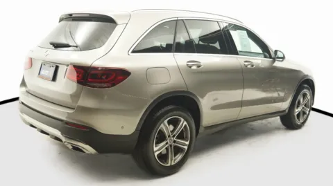 More photos of 2020 Mercedes-Benz GLC 300 at Auto City, CA