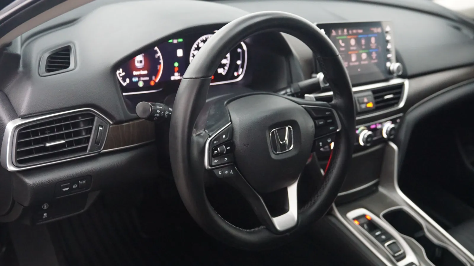 Honda Accord photo 16
