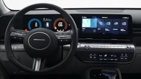 More photos of 2025 Hyundai KONA SEL at Auto City, CA