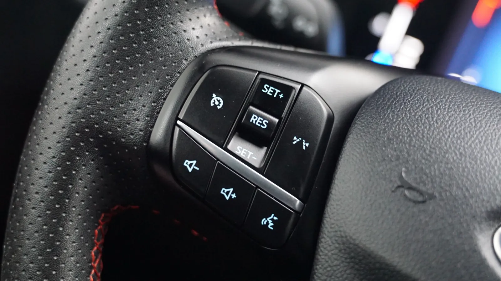 Ford Escape photo 17