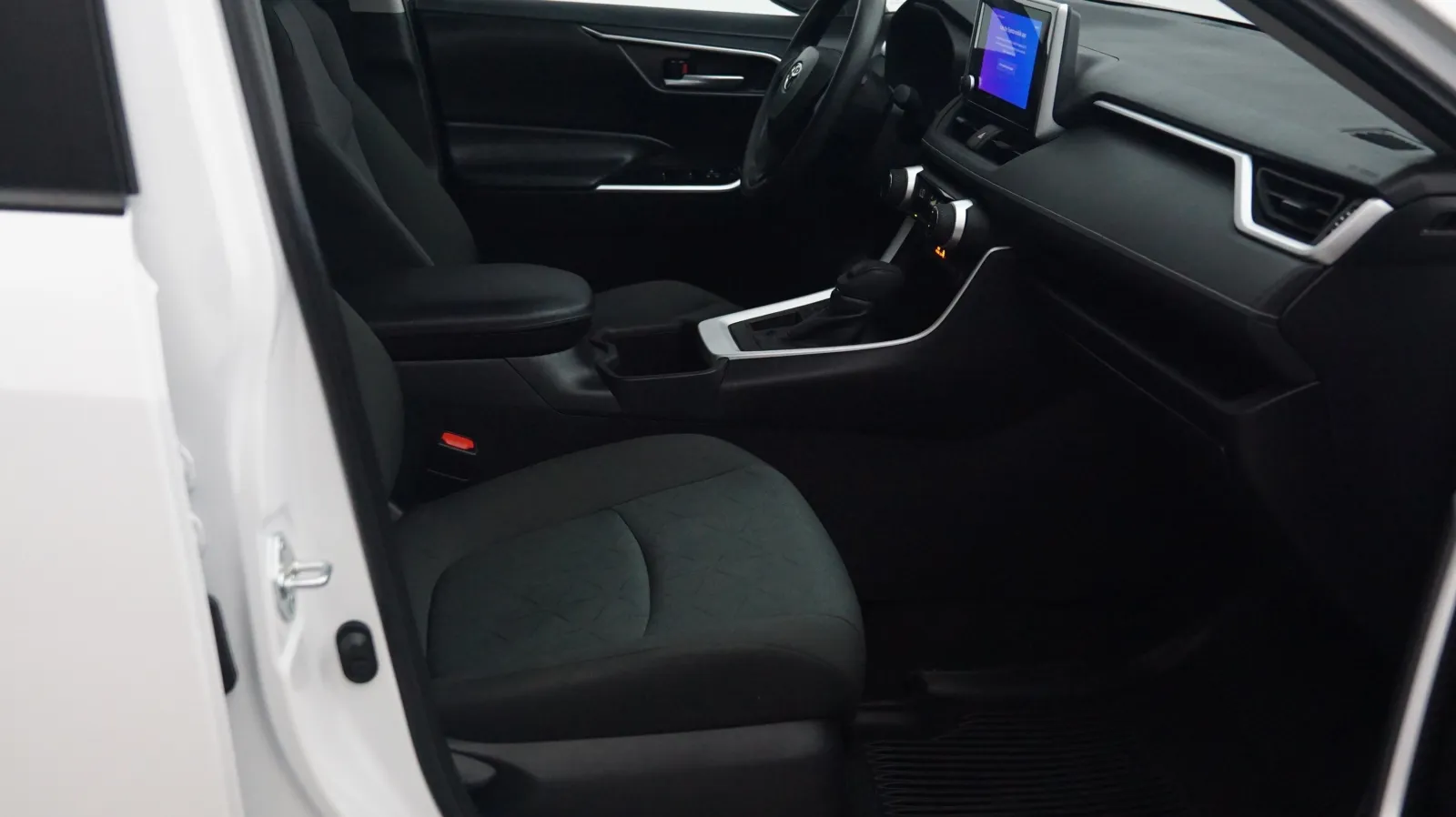 Toyota RAV4 photo 6