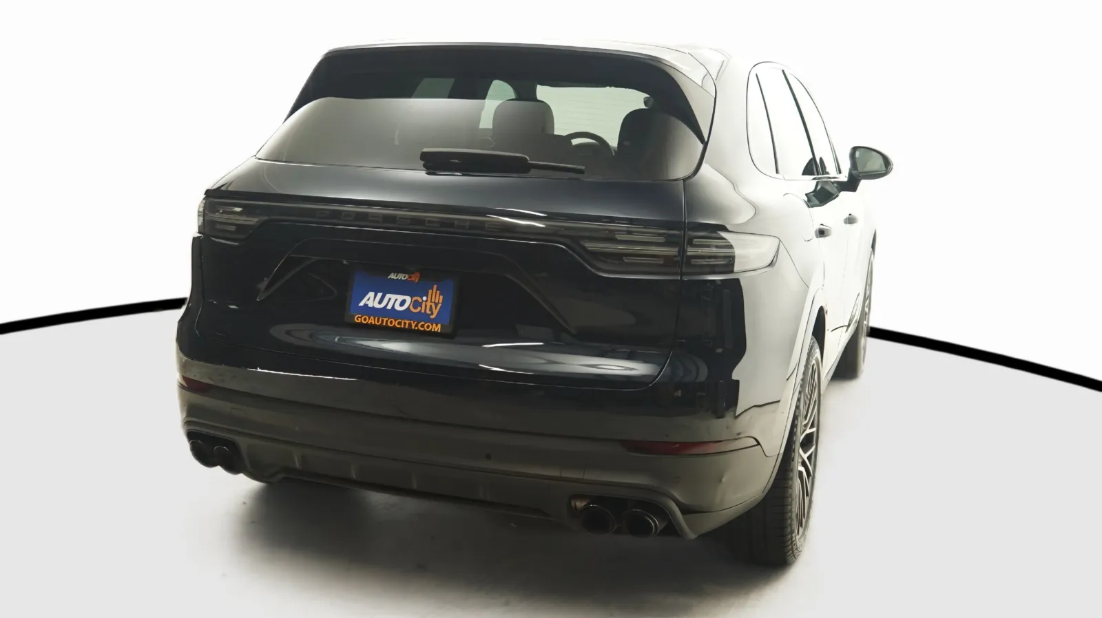 Porsche Cayenne photo 8