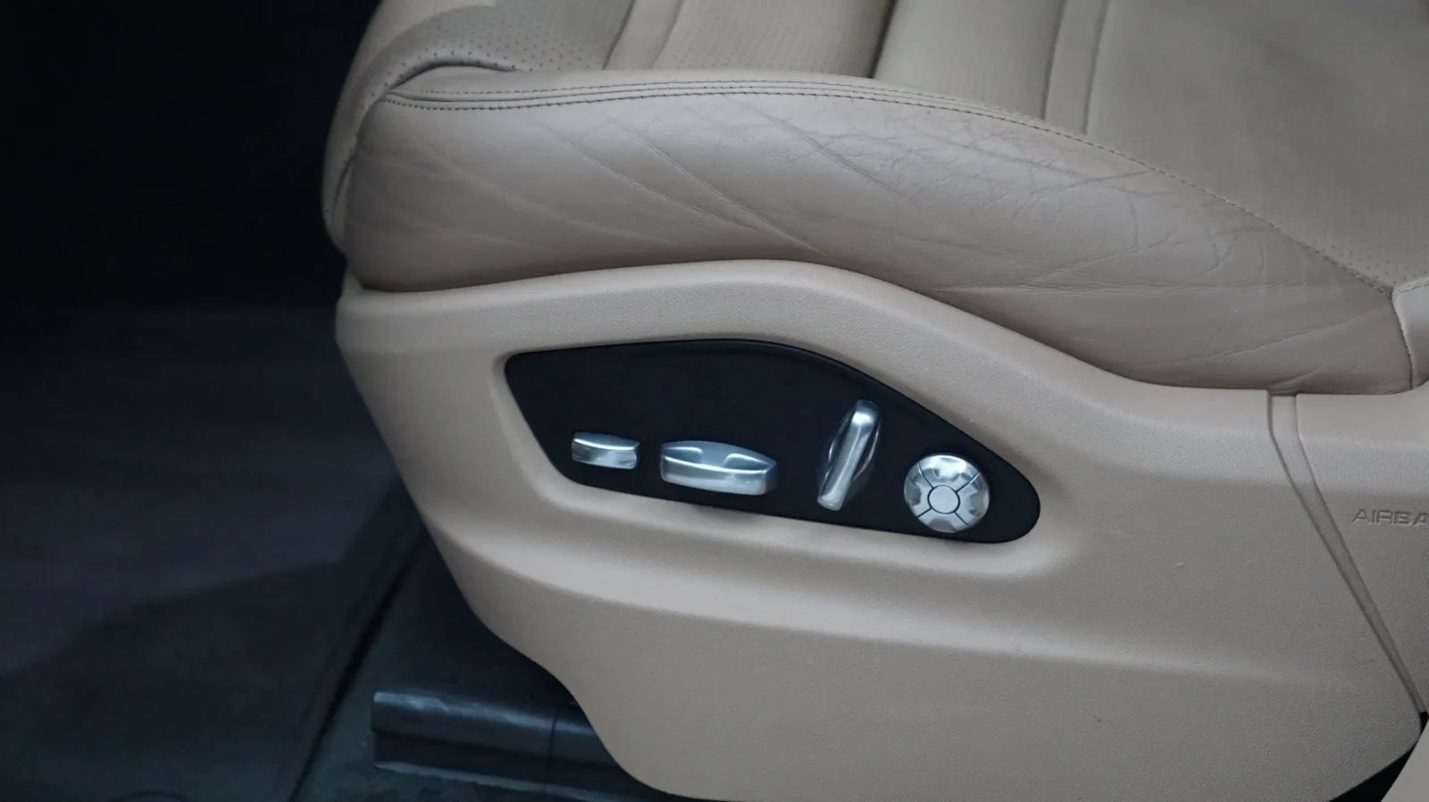 Porsche Cayenne photo 16