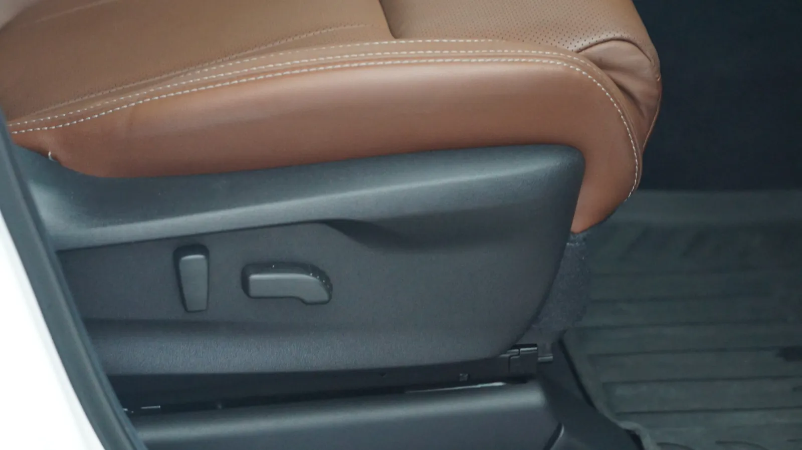 Subaru Ascent photo 14