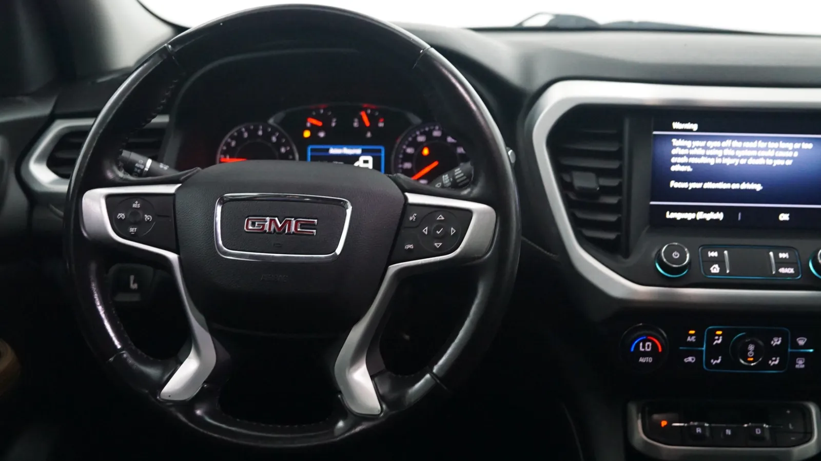 More photos of 2020 GMC Acadia SLE at Auto City, CA