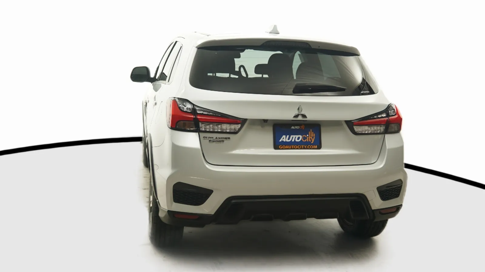 Mitsubishi Outlander Sport photo 13