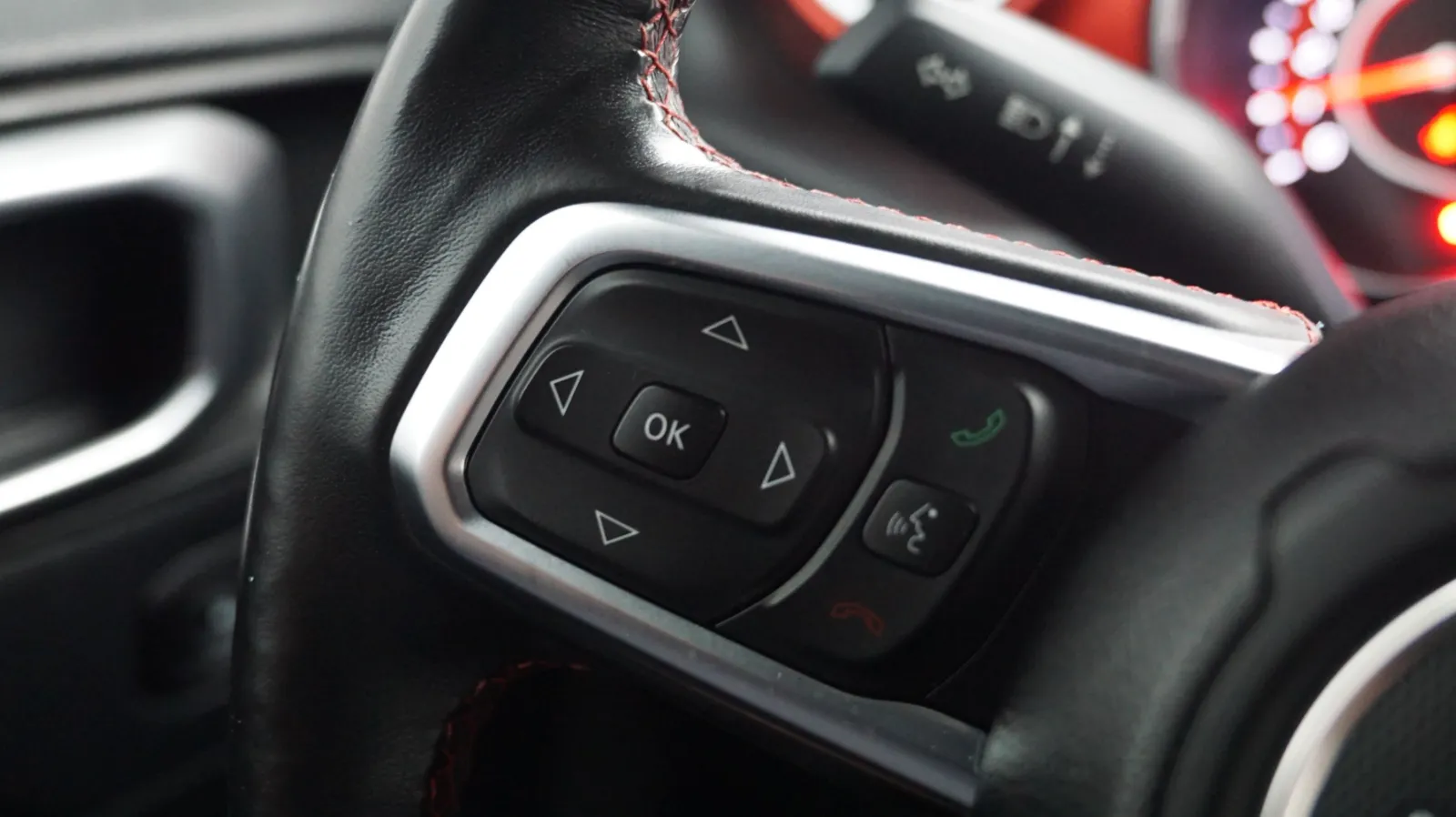 Jeep Wrangler photo 14