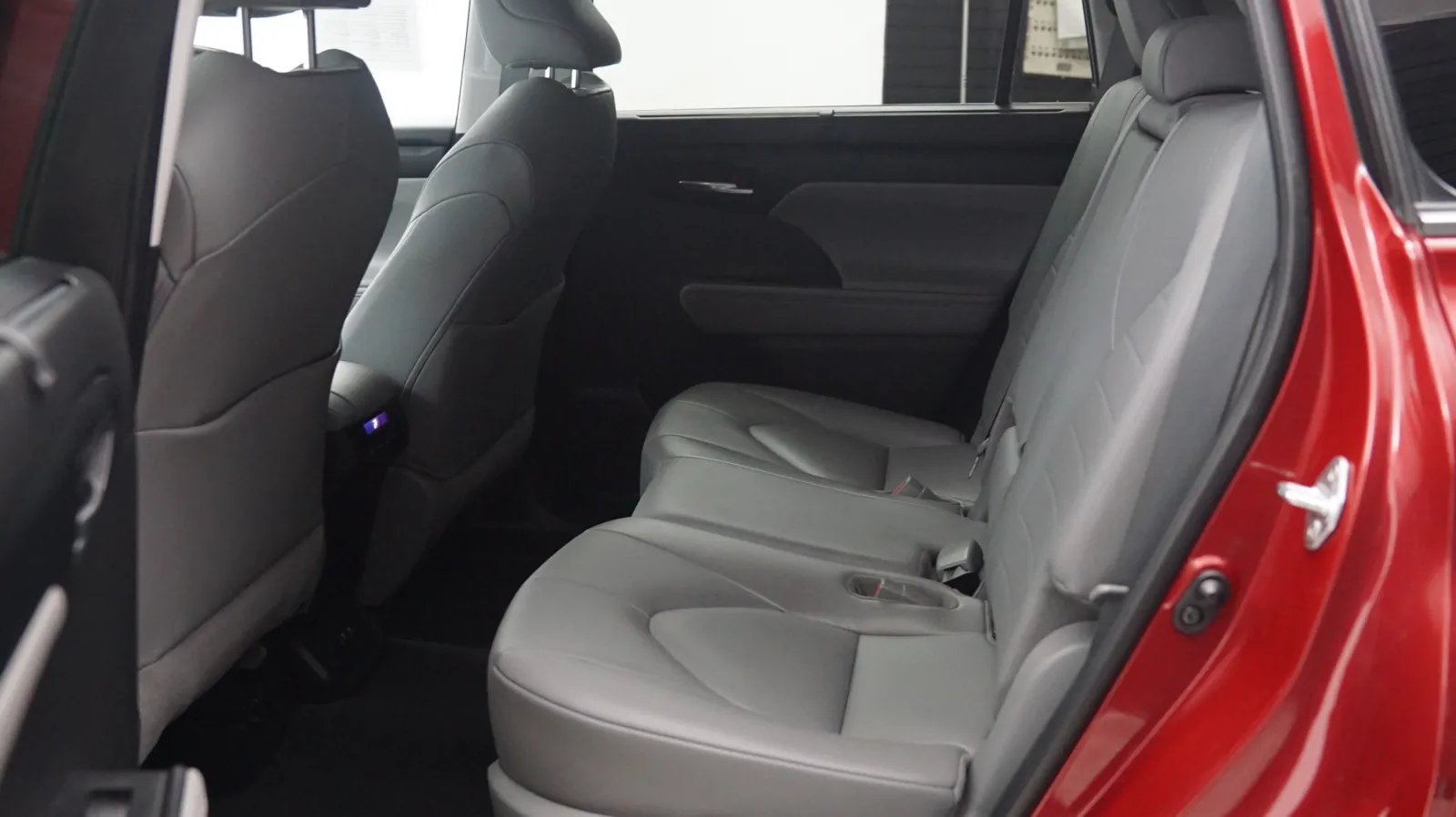 Toyota Highlander photo 12
