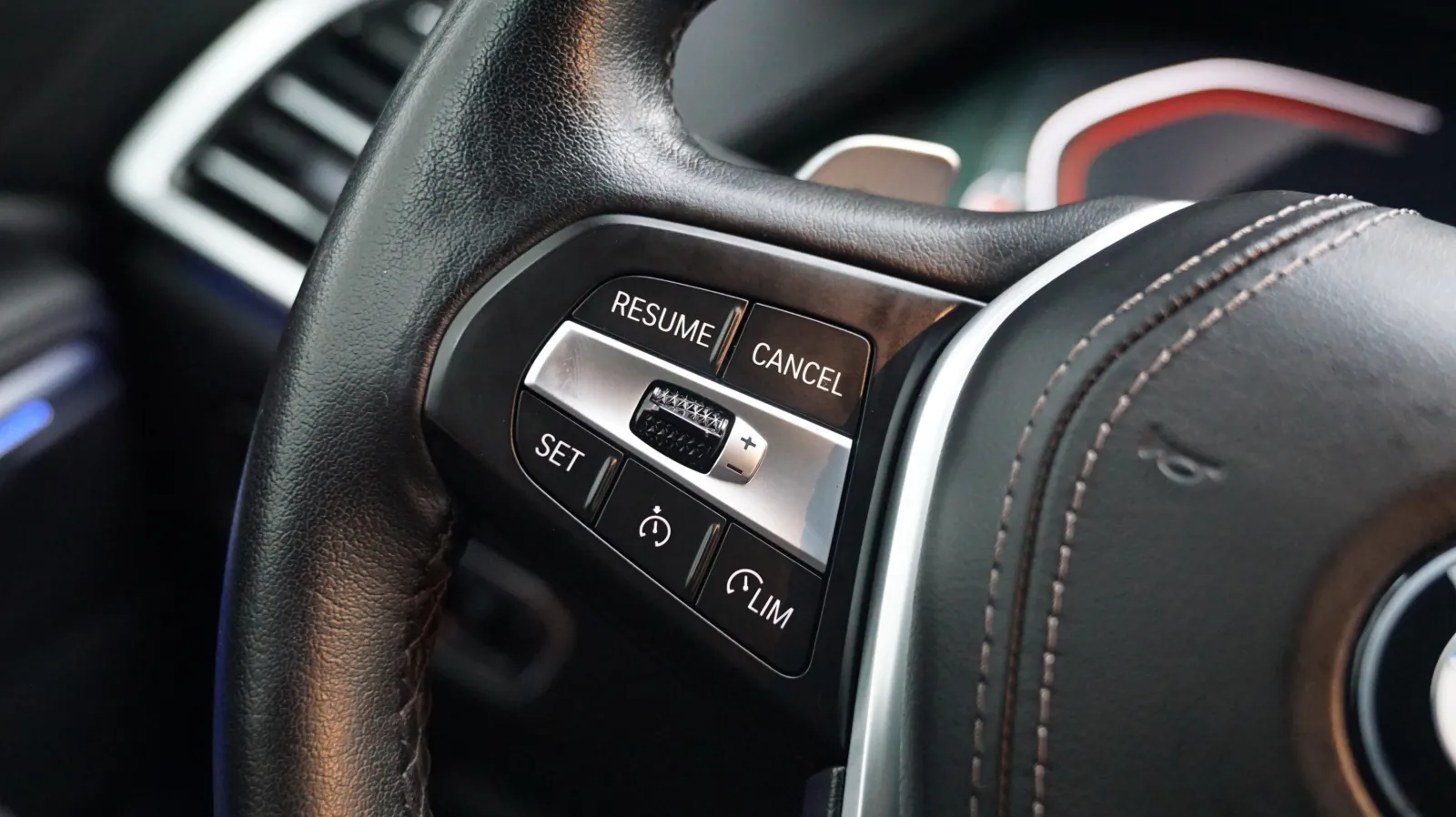 BMW X6 photo 19