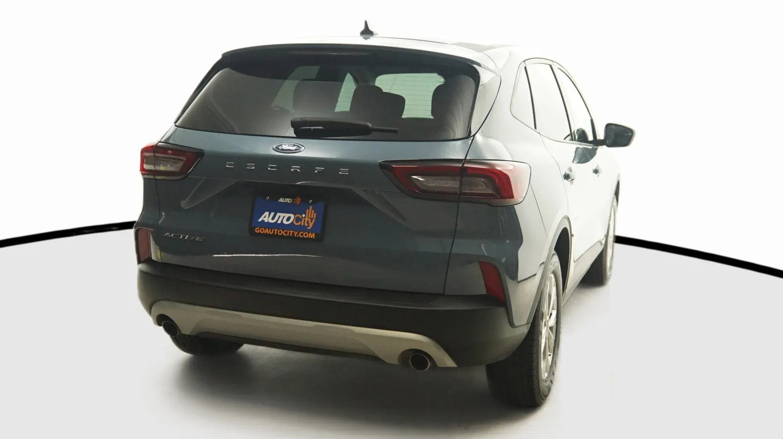 Ford Escape photo 8