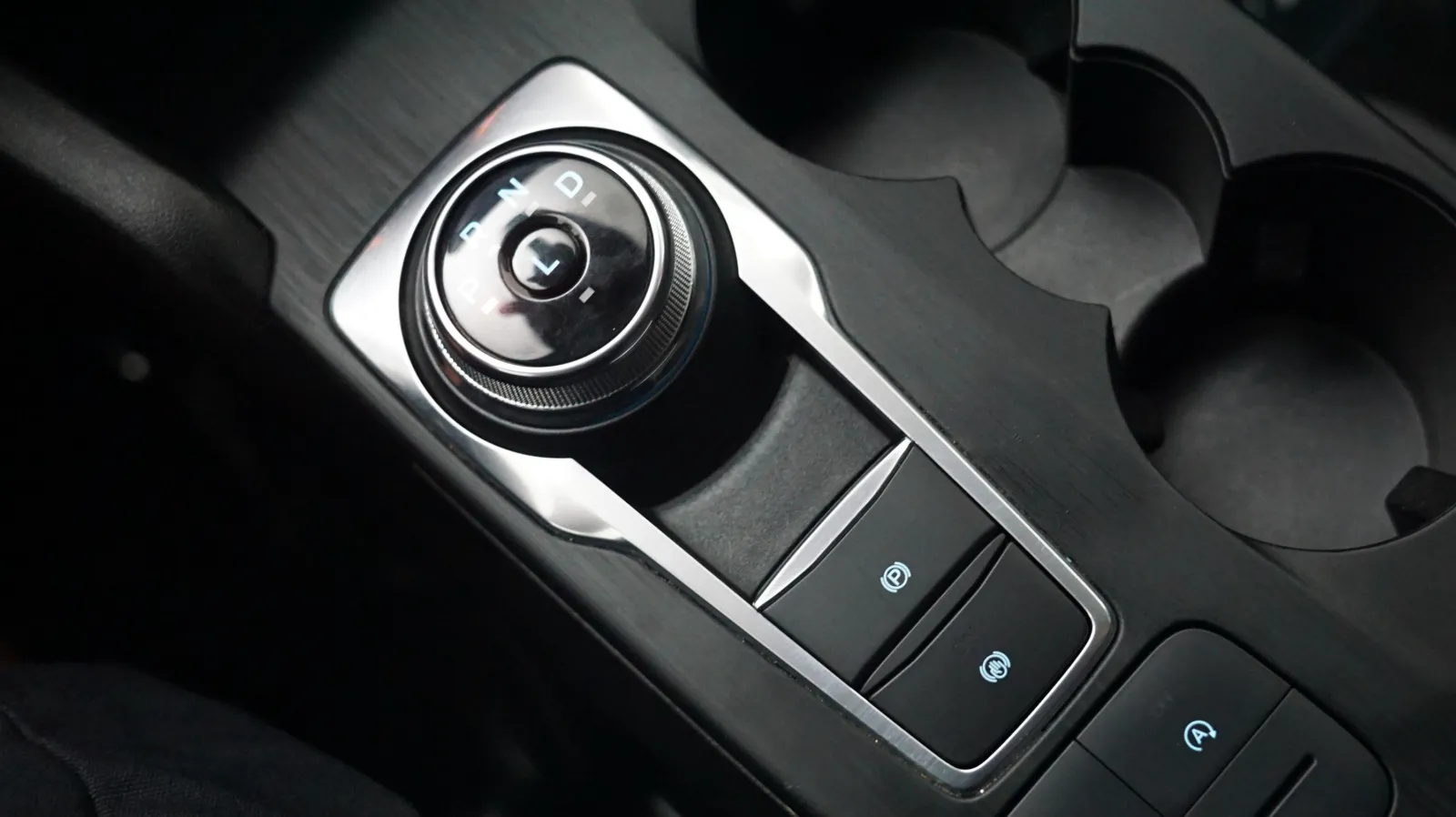 Ford Escape photo 20