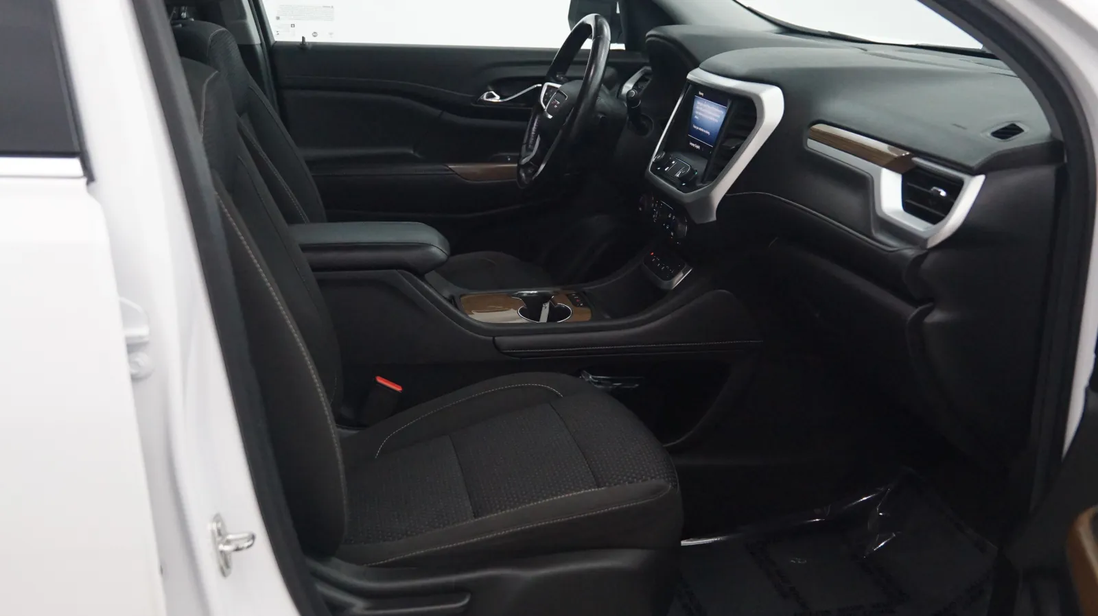 GMC Acadia photo 6
