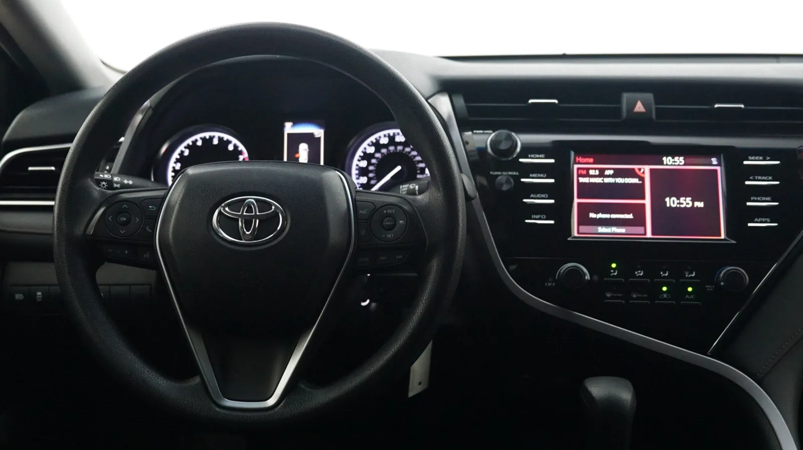 More photos of 2018 Toyota Camry LE at Auto City, CA