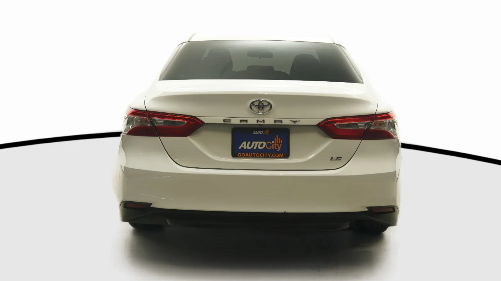 More photos of 2018 Toyota Camry LE at Auto City, CA