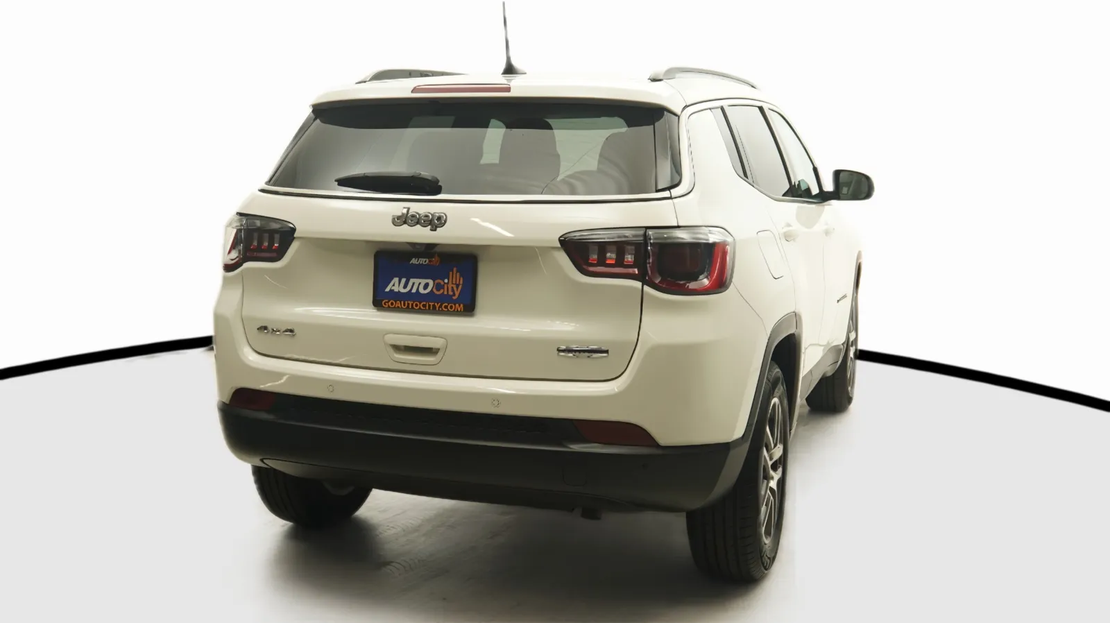 Jeep Compass photo 8