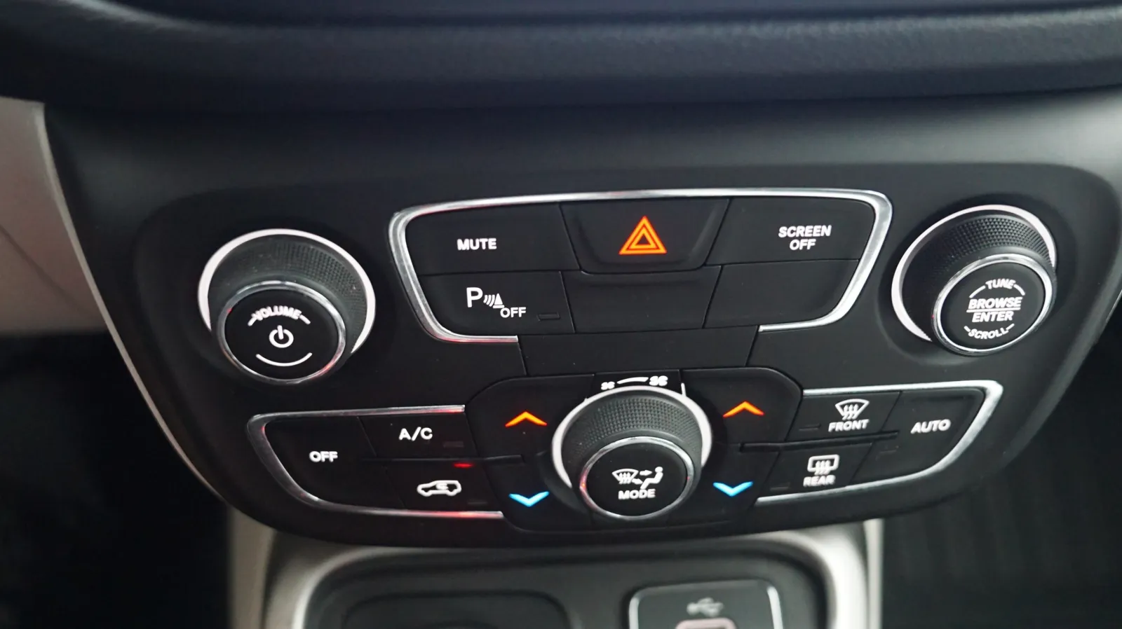 Jeep Compass photo 20