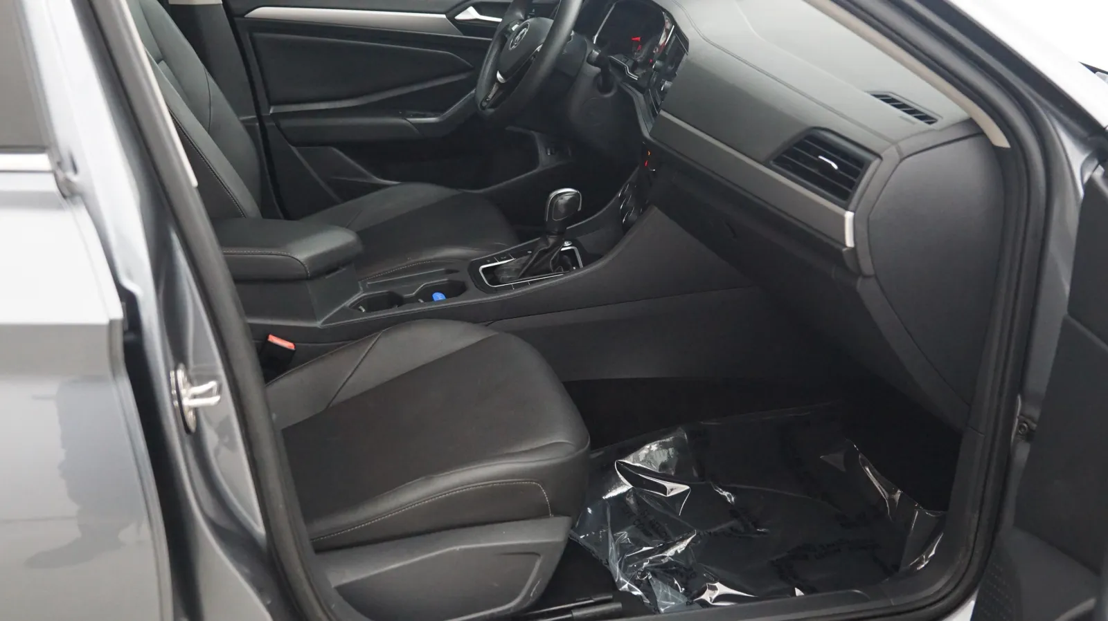 Volkswagen Jetta photo 6