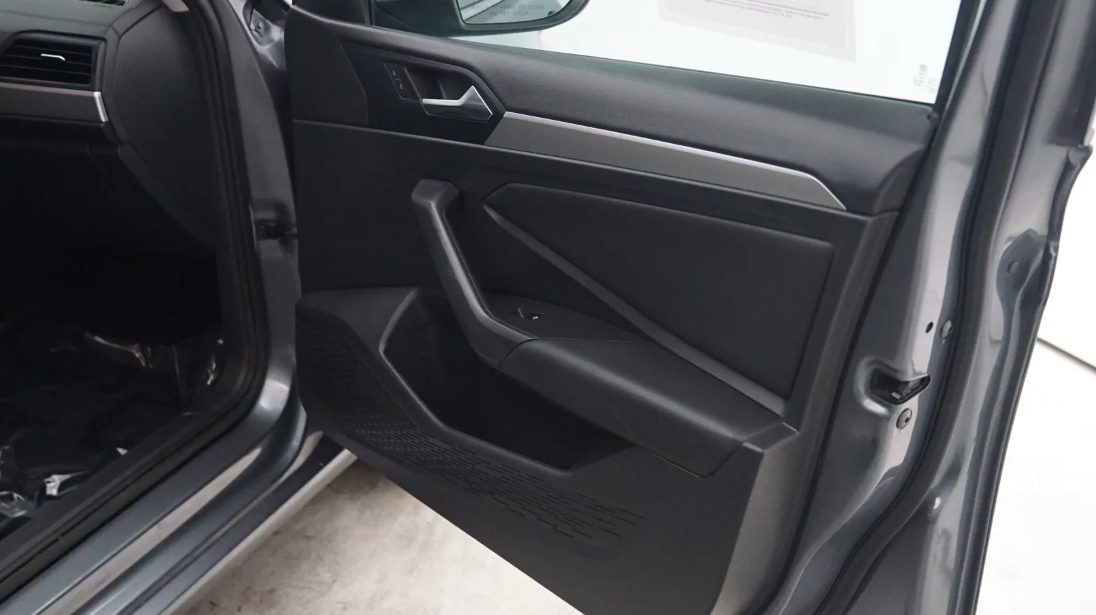 Volkswagen Jetta photo 14