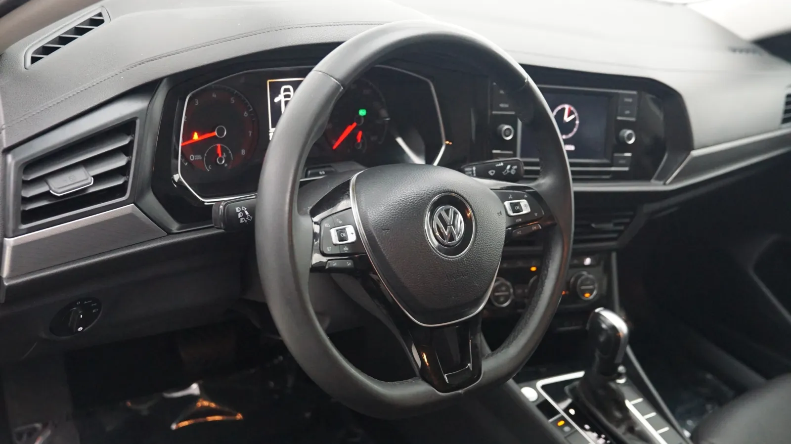 Volkswagen Jetta photo 16
